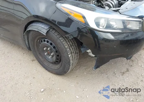 2017 Kia Forte Lx z USA, uszkodzony, nr VIN 3KPFK4A7XHE039351